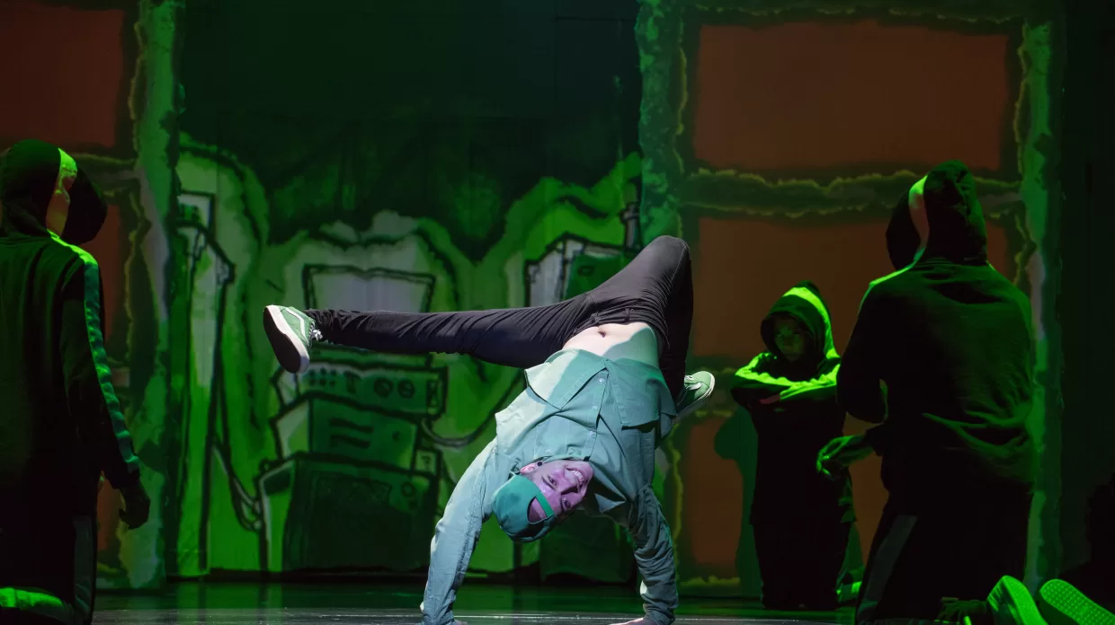 Into the Hoods: Remixed